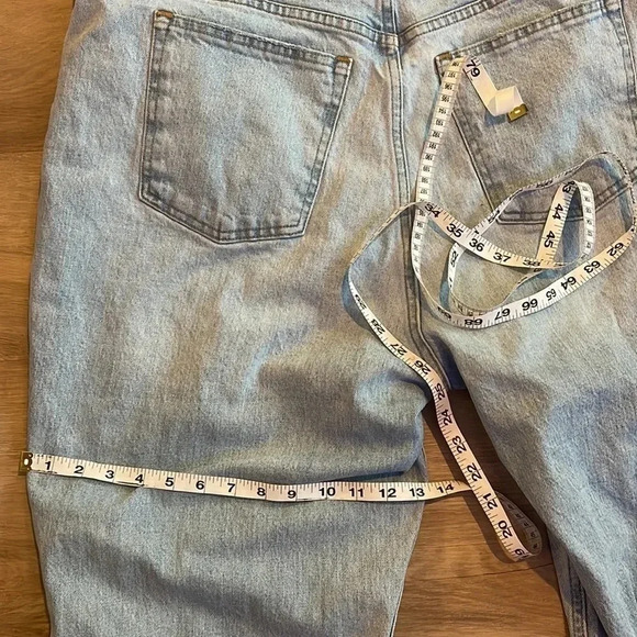 Abercrombie and Fitch Curve Love The 90s Straight Ultra High Rise 35/20S - Picture 8 of 8